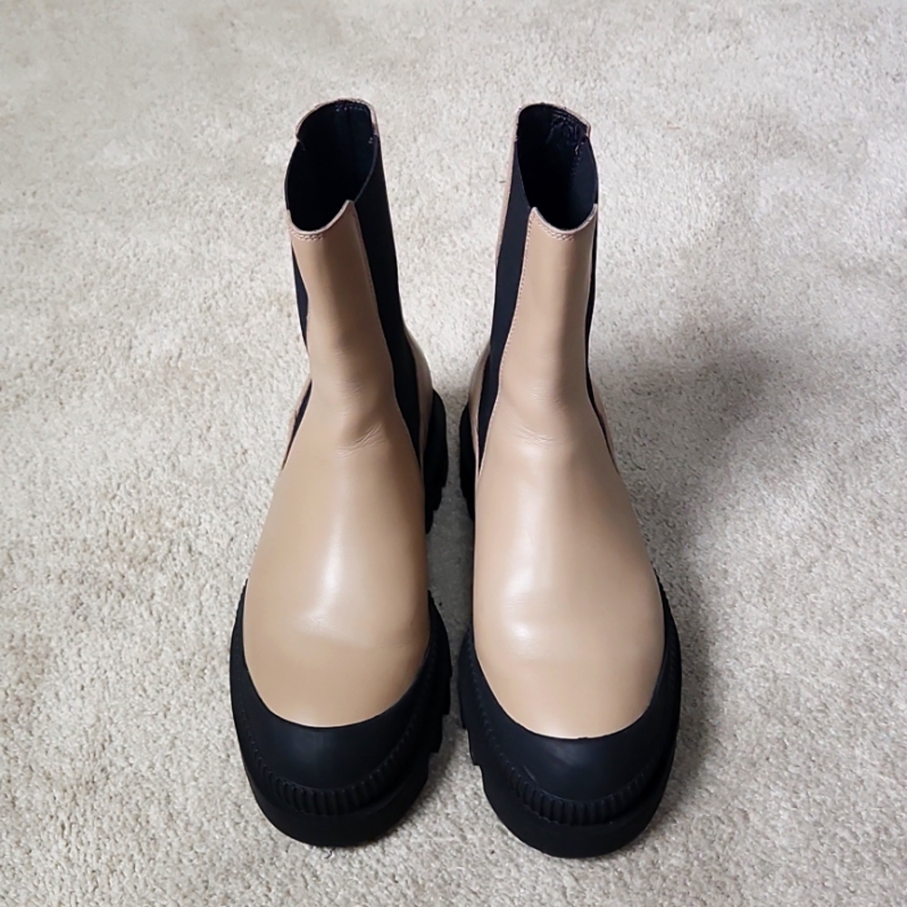 Rain boots